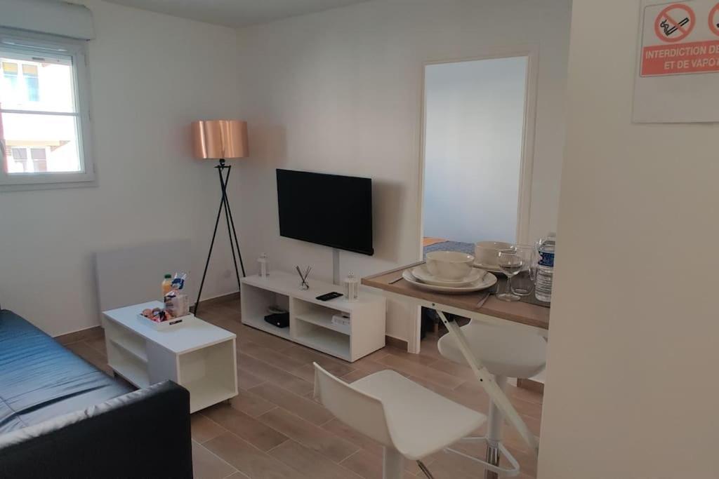 Appart Cosy Auber Porte De Paris Обервилье Экстерьер фото